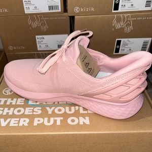 ✨BRAND NEW ✨ slip on kizik shoes ATHENS